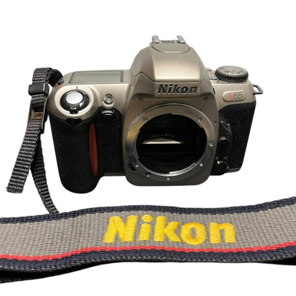 Nikon N65 35mm SLR Film Camera‎ Body Only NO LENS Strap Included - Picture 1 of 16